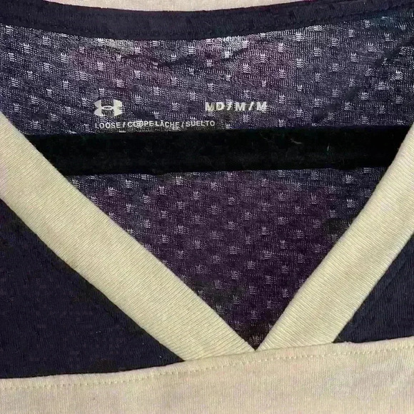 Hofstra Under Armour Cropped Navy and White Fan T Shirt Size M - Picture 3 of 10